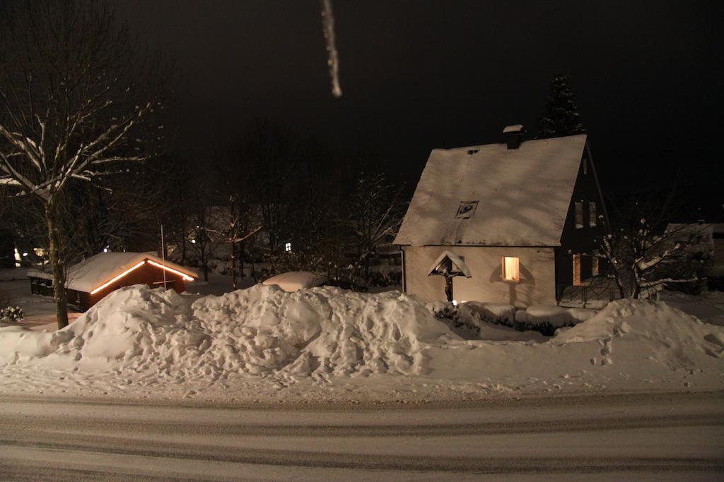 Ferienwohnungen Landgasthof Gilsbach Winterberg Dış mekan fotoğraf