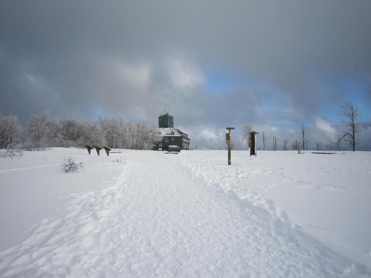 Ferienwohnungen Landgasthof Gilsbach Winterberg Dış mekan fotoğraf